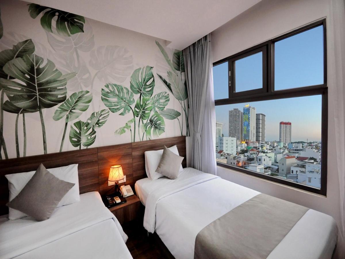 Mega Light Hotel Nha Trang Exterior foto