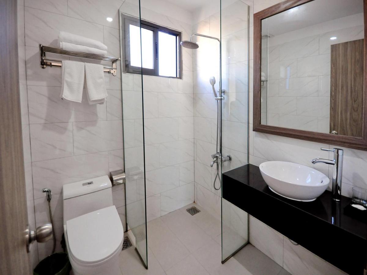 Mega Light Hotel Nha Trang Exterior foto